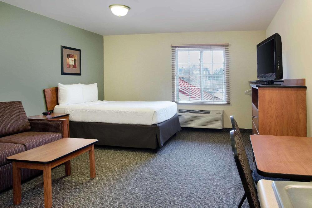 Standard Queen Room with Sofa Bed interior